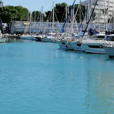 Marina Baie Des Anges *